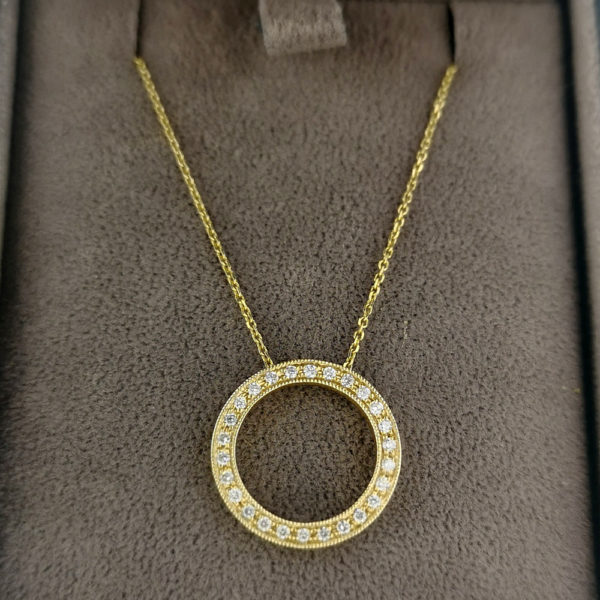0.20 Carat Diamond Circle Pendant & Yellow Gold Chain