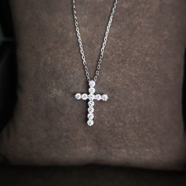 0.40 Carat Diamond Cross Pendant and Chain
